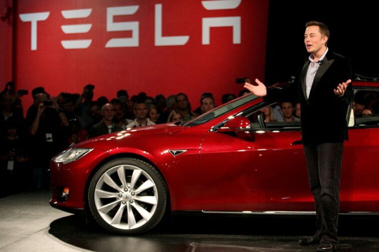 elon-musk-sells-22-million-shares-of-tesla-for-a-cost-of-3-6-billion